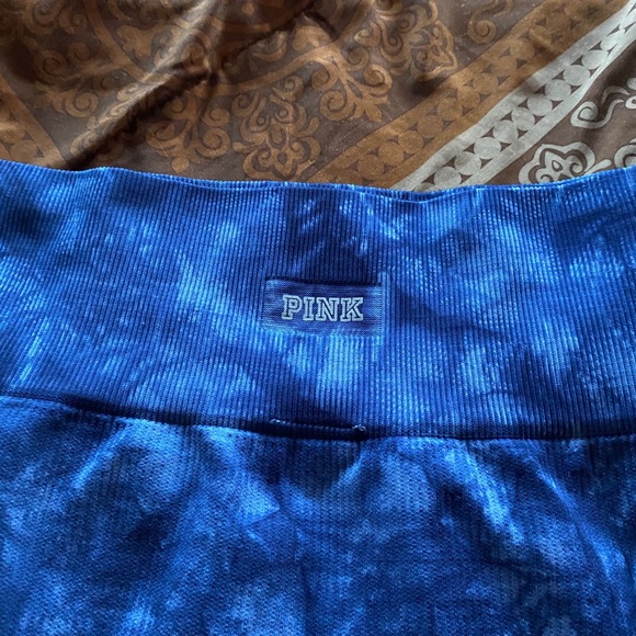 Vs Pink bundle 3 items - Picture 9 of 11